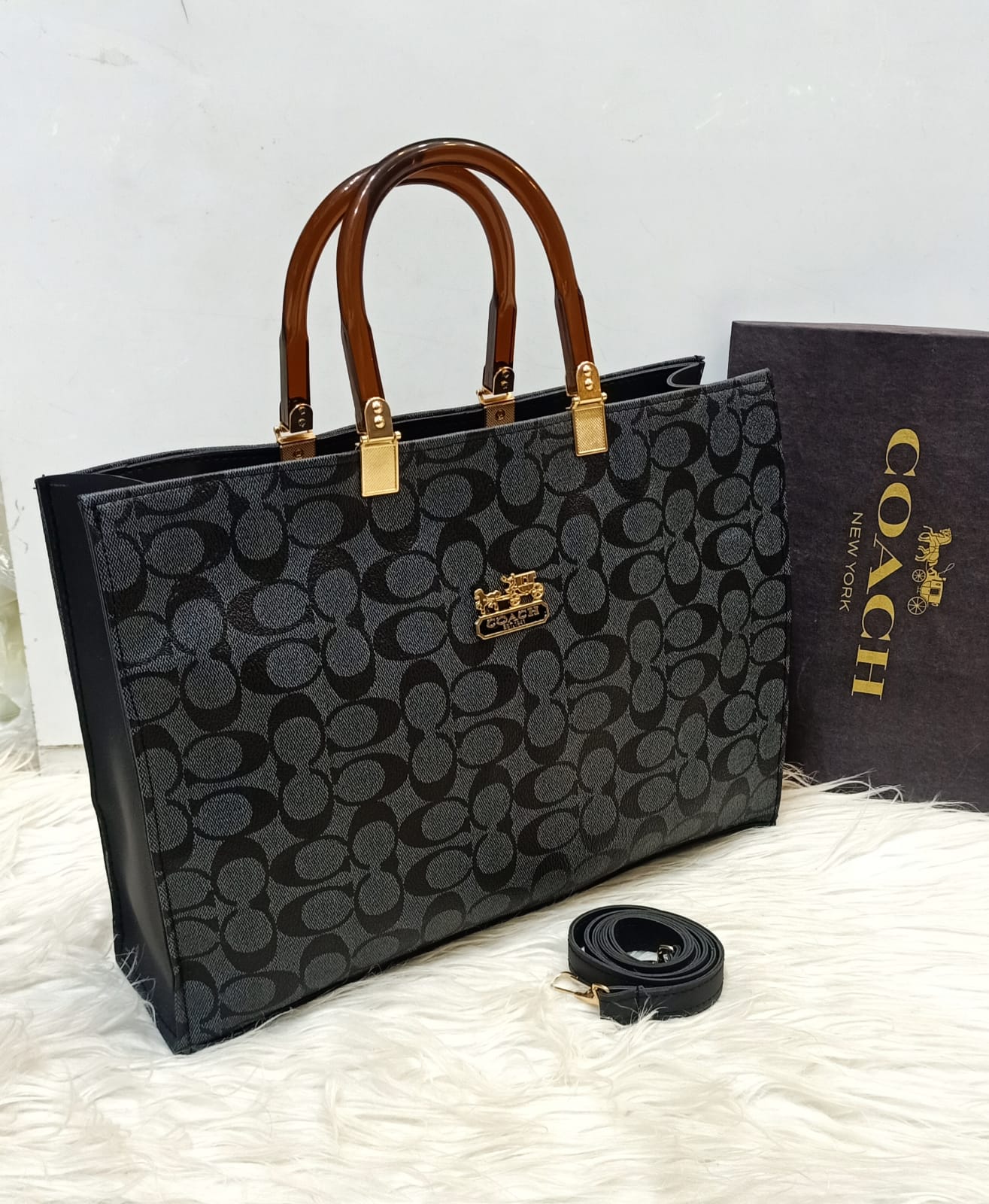 Coach Stylish Bag