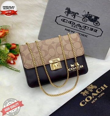 Coach Stylish Shoulder Bag