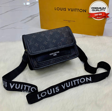 Louis Vuitton cross body style bag